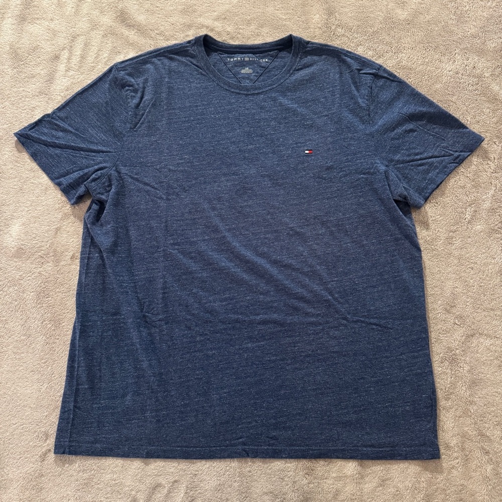 Tommy Hilfiger Men's Deep Blue Heather Short Sleeve Basic Tee Flag Logo